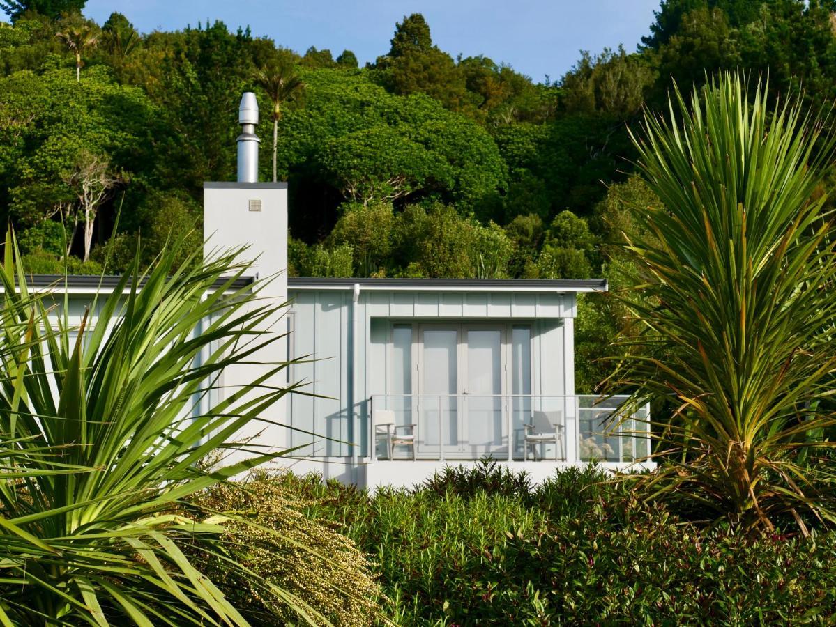 Aston Road Villa Bed & Breakfast Waikanae Exterior photo